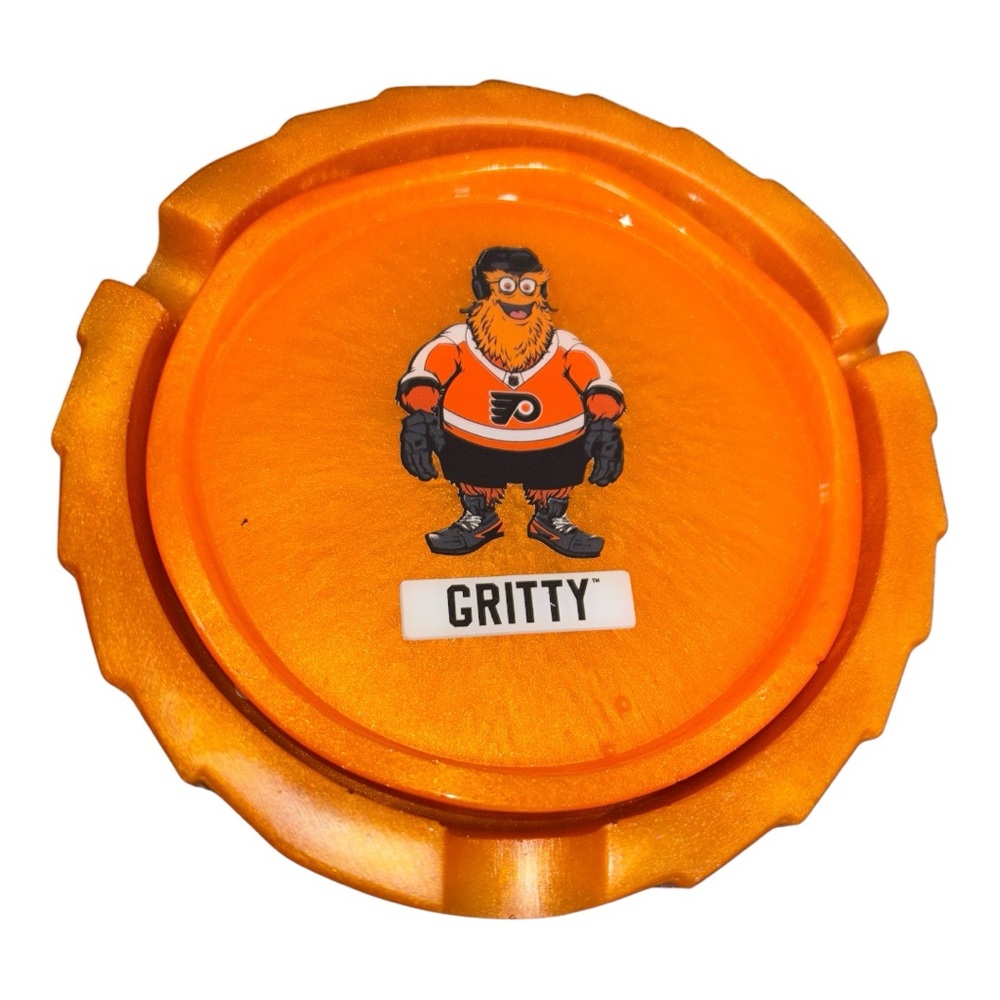 CUSTOMIZED HANDCRAFTED SPORTS TEAM ITEMS - Picture 5 of 11